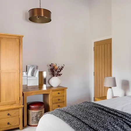 Βίλα Upper Oak House