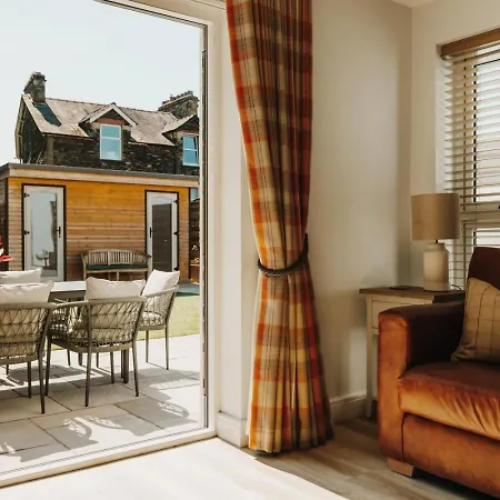 Upper Oak House * Windermere