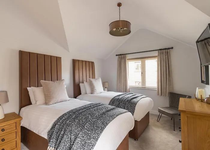 Upper Oak House Villa