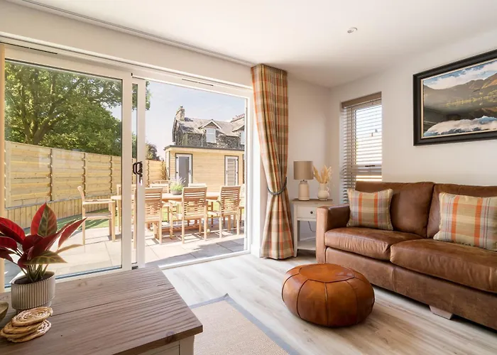 Upper Oak House Villa *