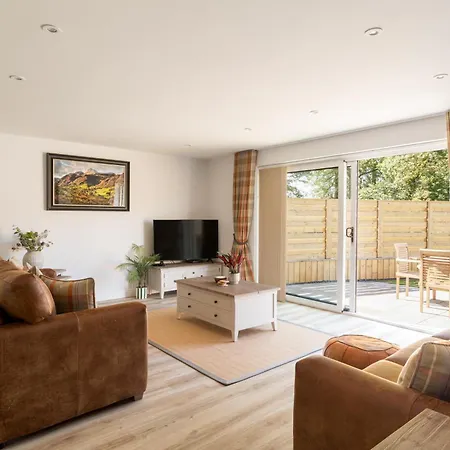 Villa Upper Oak House