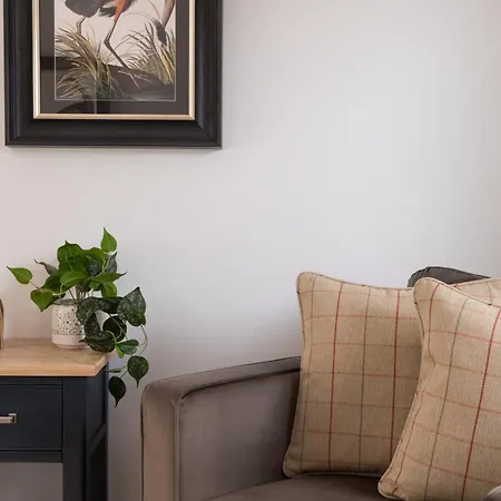 Villa Upper Oak House *